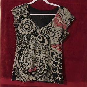 Short sleeve fitted shirt